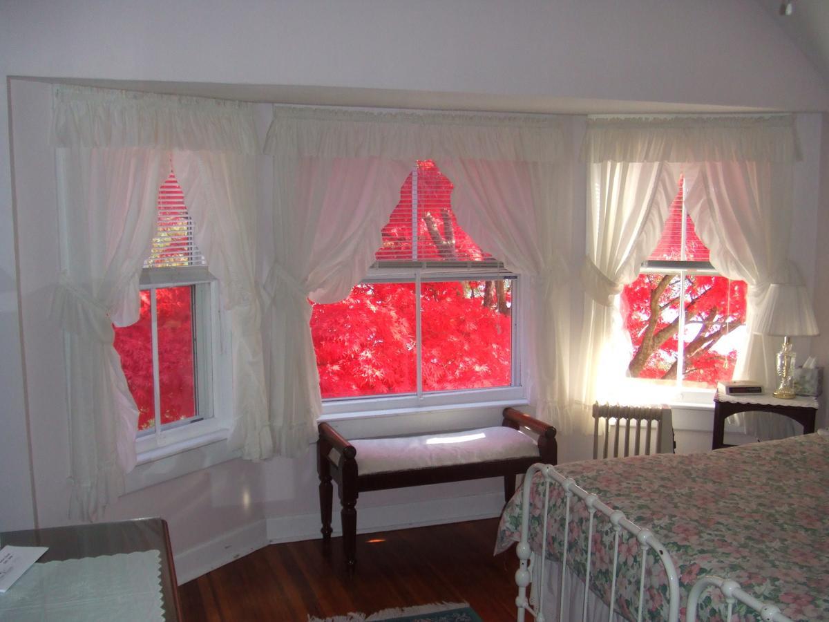 House On Chase Creek Bed & Breakfast Shelter Island Heights Exterior foto