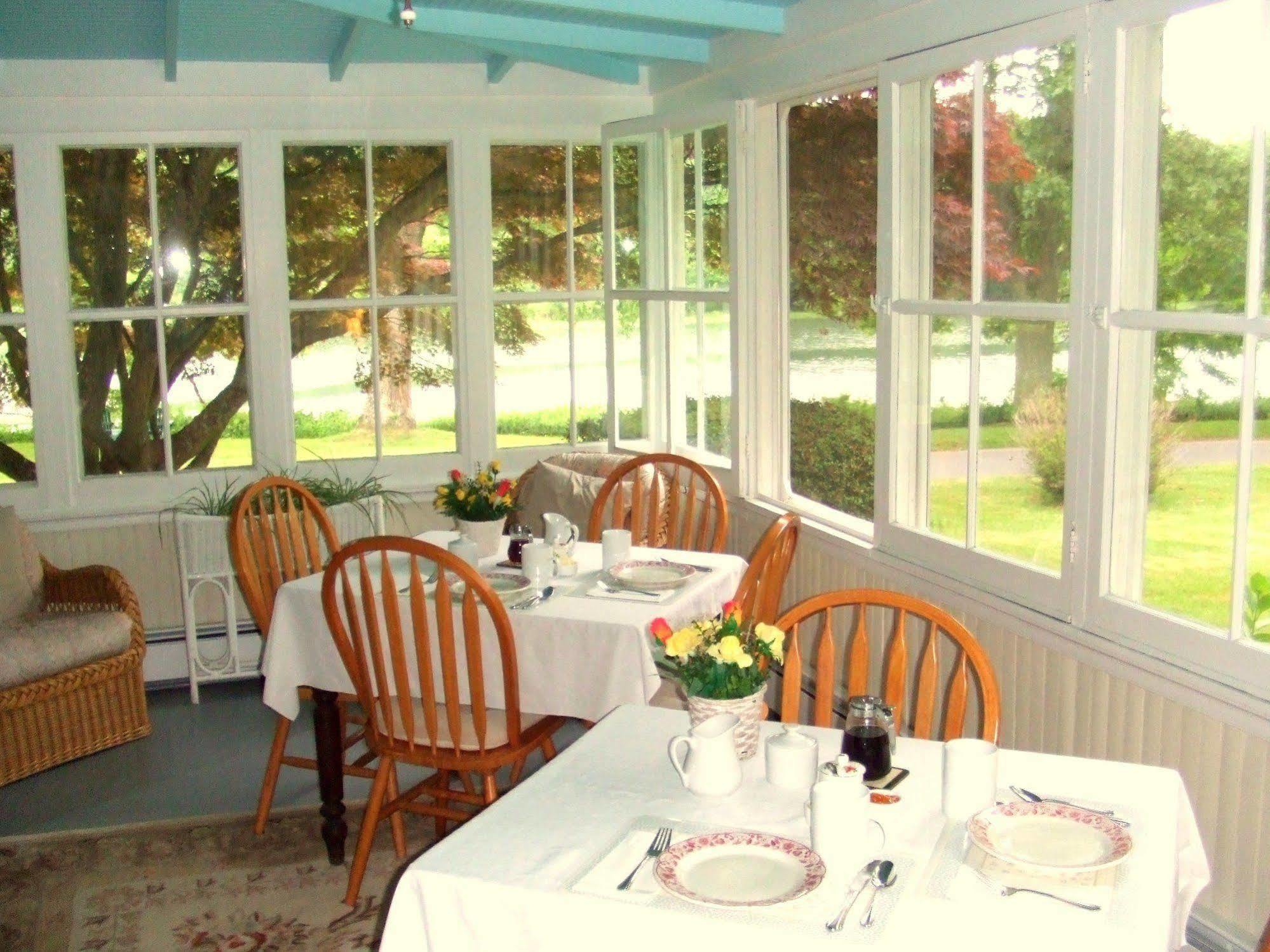 House On Chase Creek Bed & Breakfast Shelter Island Heights Exterior foto